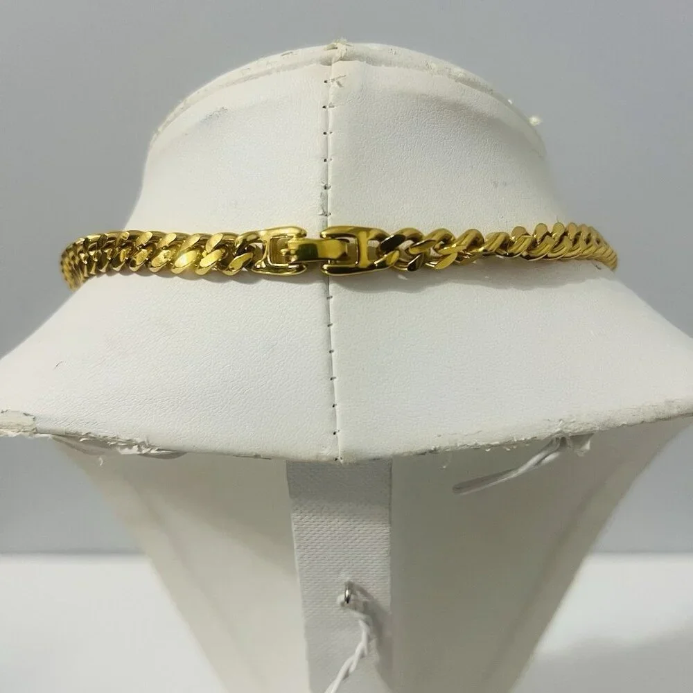 Monet gold tone